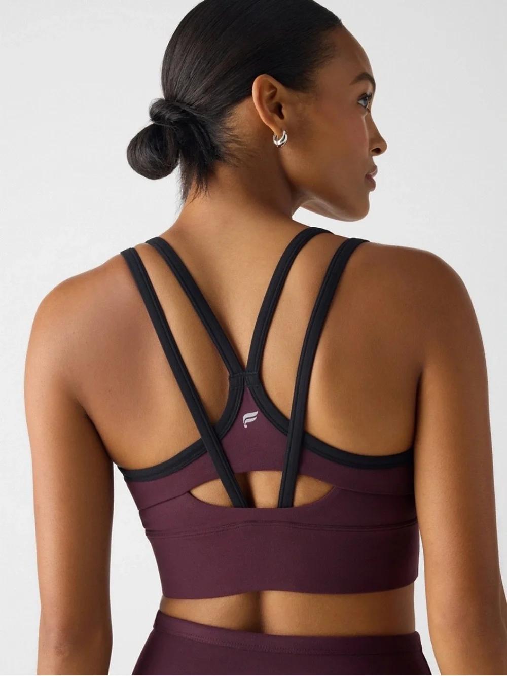 Fabletics Principal Longline Medium Impact Sports Bra L in Oxblood/ Black